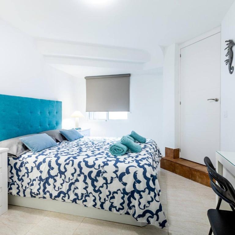 K1. Cozy Las Flores with Pool - Apartment - 14