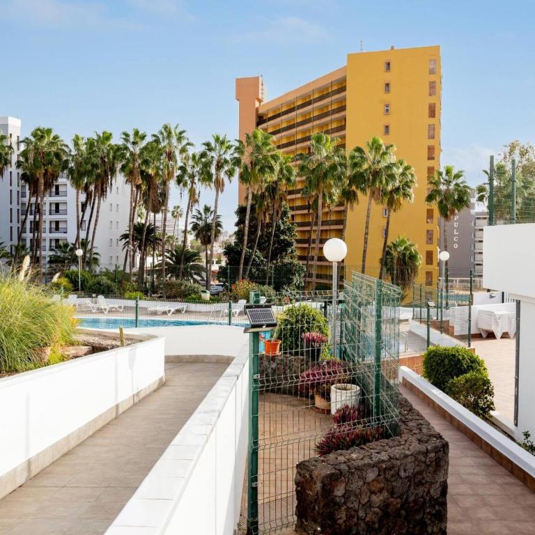 K1. Cozy Las Flores with Pool - Apartment - 29