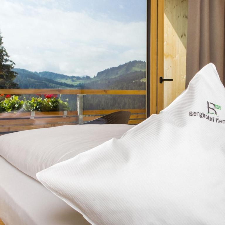 Bio-Berghotel Ifenblick - Superior Zimmer mit Kingsize-Bett - 7