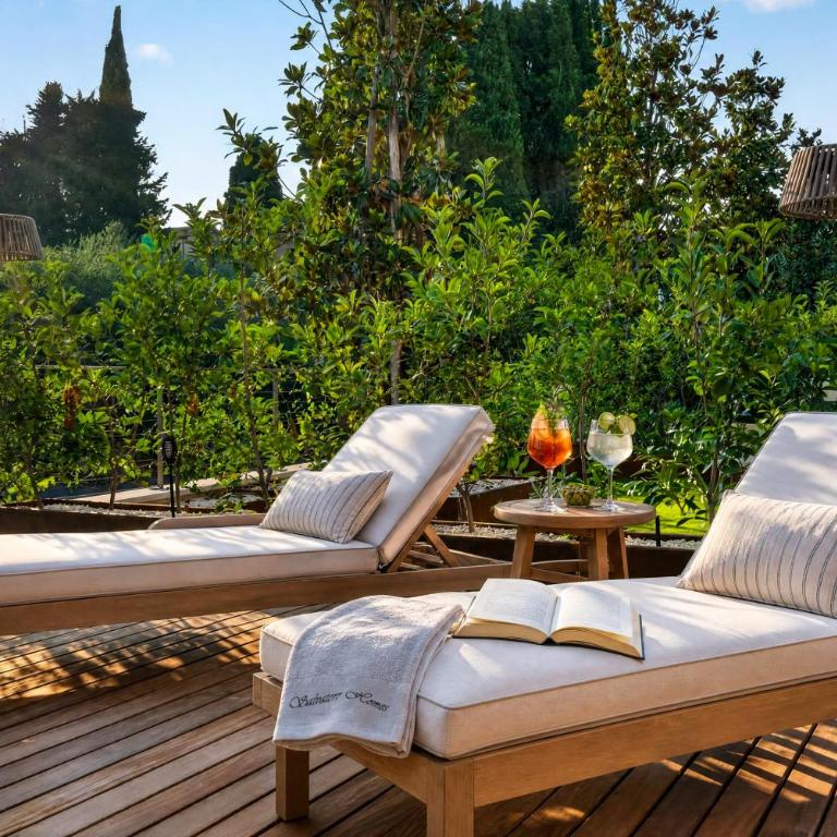 SalvatoreHomes - Casa Serenia - Ultra Luxury Duplex in the Heart of Bardolino with Dream Garden & Direct Infinity Pool Access - Appartamento su 2 Livelli - 52