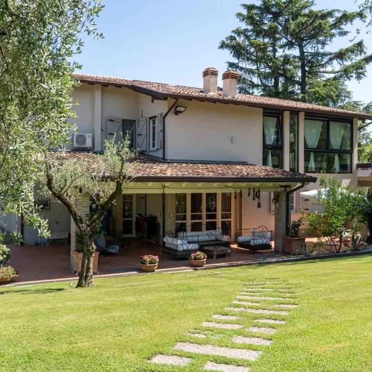 Villa El Perlè, Padenghe sul Garda by Geco Vacation Rentals - Villa con piscina privada - 2