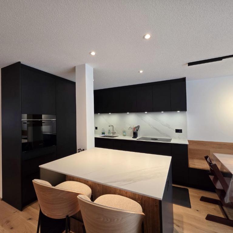 DuGlacier B3 - Premium Apartment mit 3 Schlafzimmern und Balkon - 6