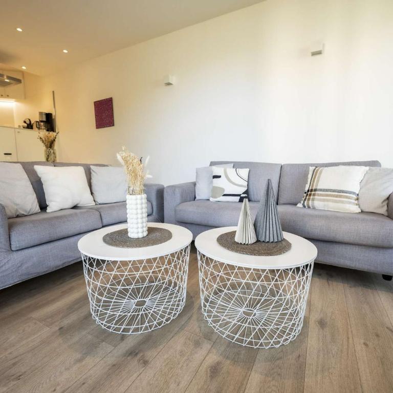 Appart 6 pers. rénové, terrasse sud, ski aux pieds, WiFi, conciergerie - Appartement 2 Chambres - 4