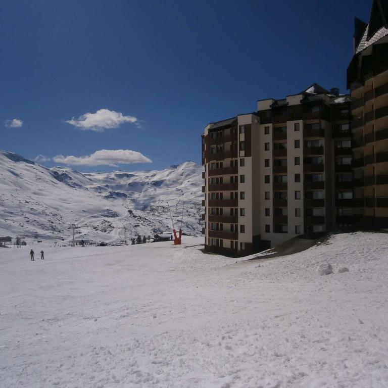 Appart 6 pers. rénové, terrasse sud, ski aux pieds, WiFi, conciergerie - Appartement 2 Chambres - 21