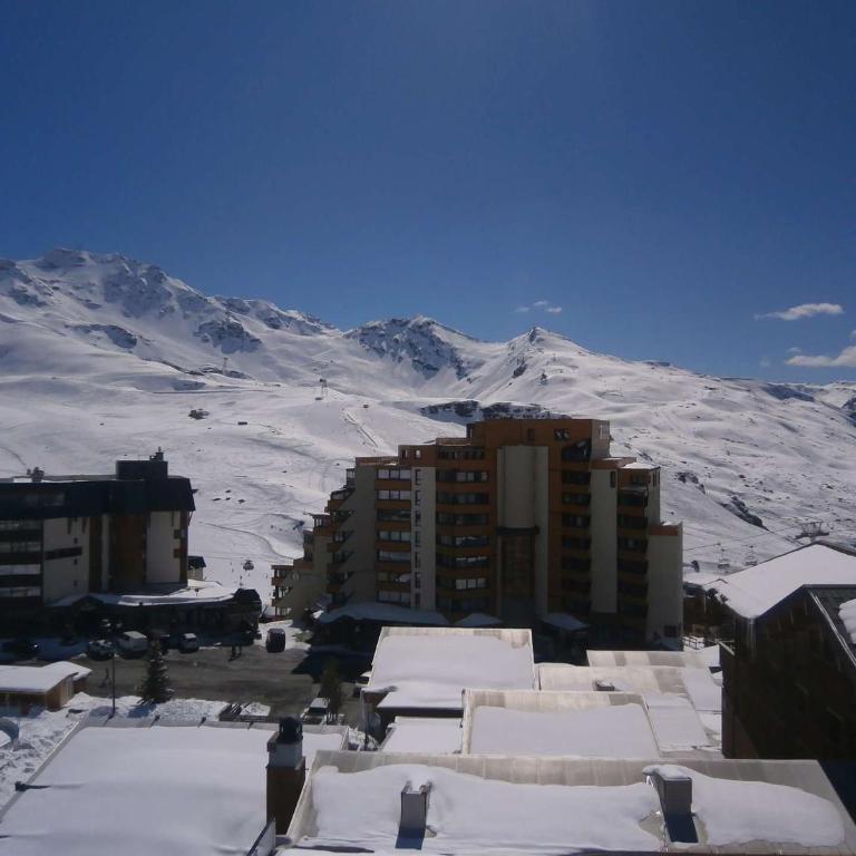 Appartement rénové 47m² - 6 pers, proche pistes et commodités, quartier animé, parking inclus - FR-1-545-32 - Apartment - 22