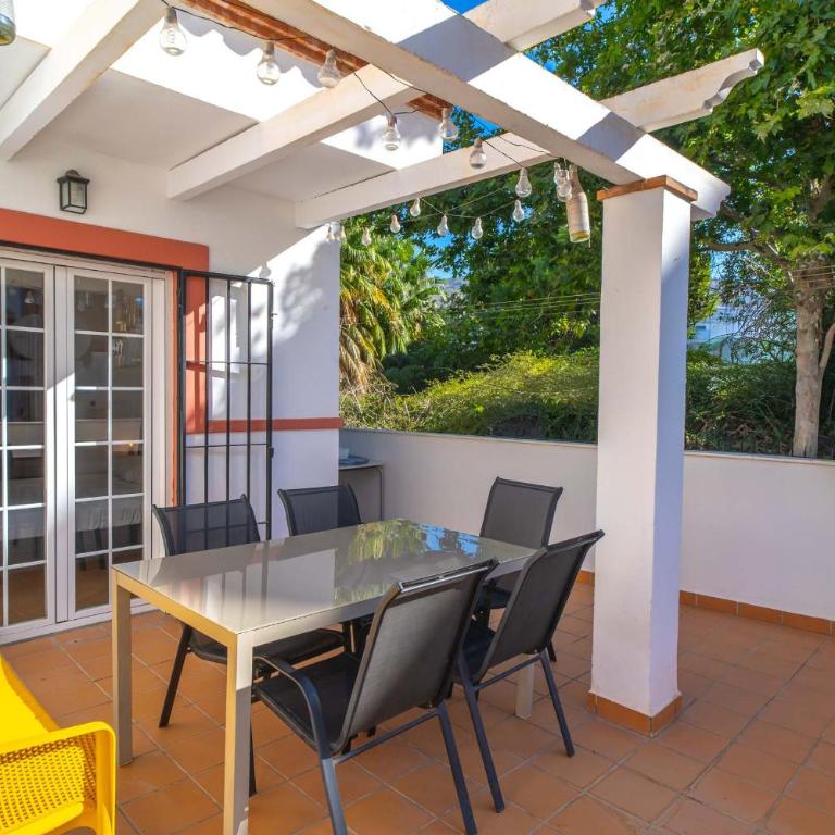 Azahara En Suite Casasol - Apartamento de 3 dormitorios - 2