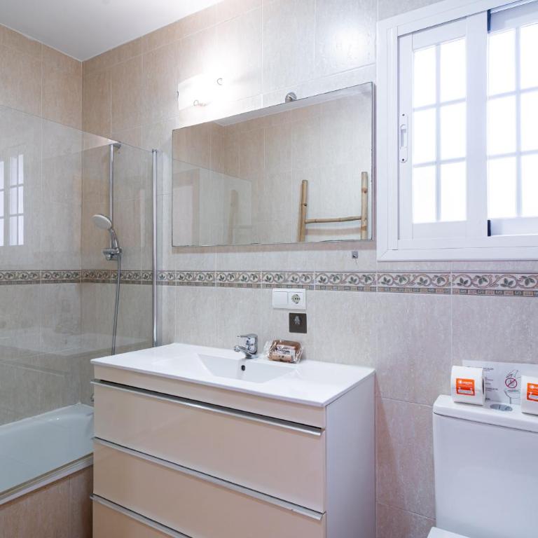 Azahara En Suite Casasol - Apartamento de 3 dormitorios - 11