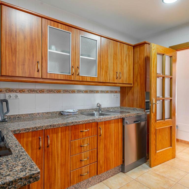 Azahara En Suite Casasol - Apartamento de 3 dormitorios - 12