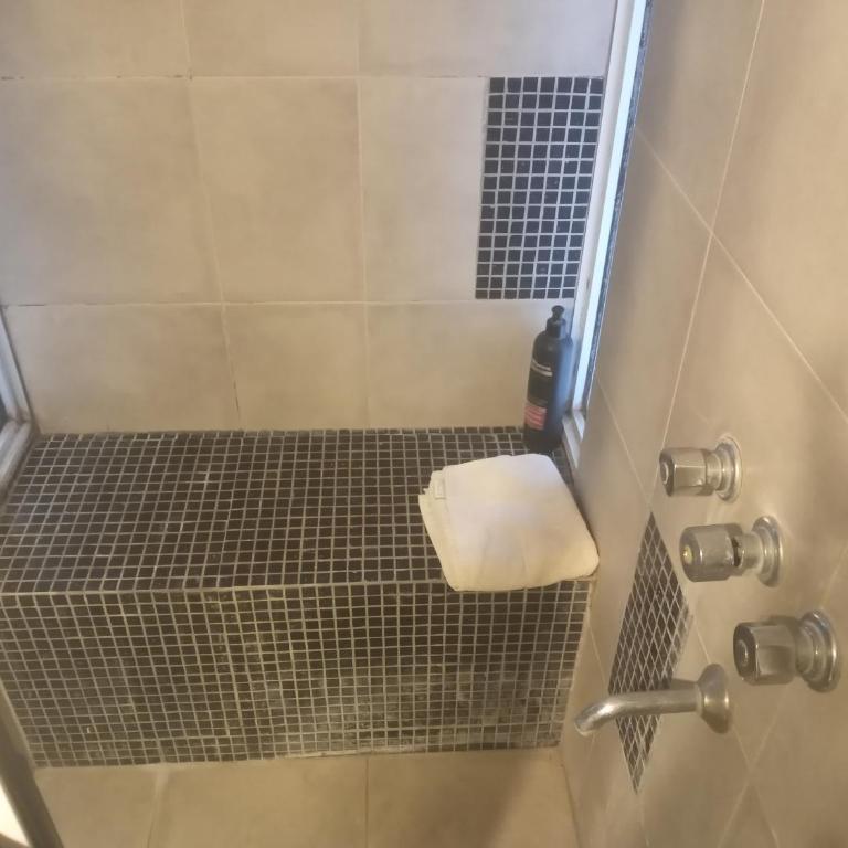 Pacor - Double Room with Private Bathroom - 8