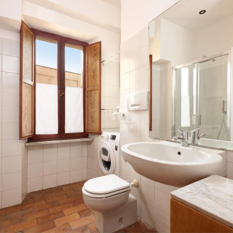 A due passi dal Colosseo Appartamento - Appartamento con 2 Camere da Letto - 6