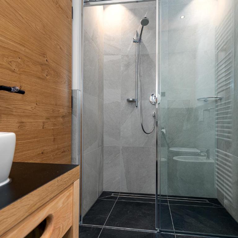Plauserhof - Appartamento con 2 Camere da Letto e Balcone - 10