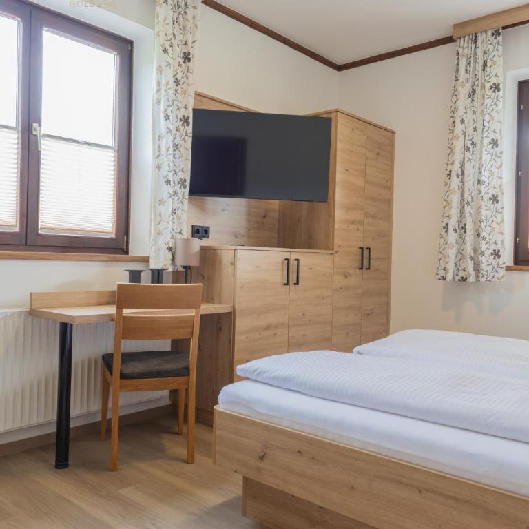 Hackerhof Apartments&Zimmer - Apartment with Terrace - 9