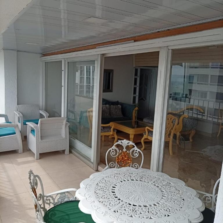 Edificio Gloria - One-Bedroom Apartment - 2