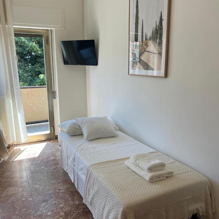 La Spirea Rooms Florence - Deluxe Quadruple Room - 2