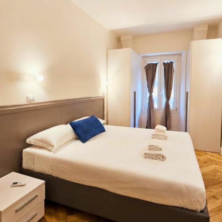 Central & Comfort apartments - Duomo views - Four-Bedroom Deluxe Apartment - 10