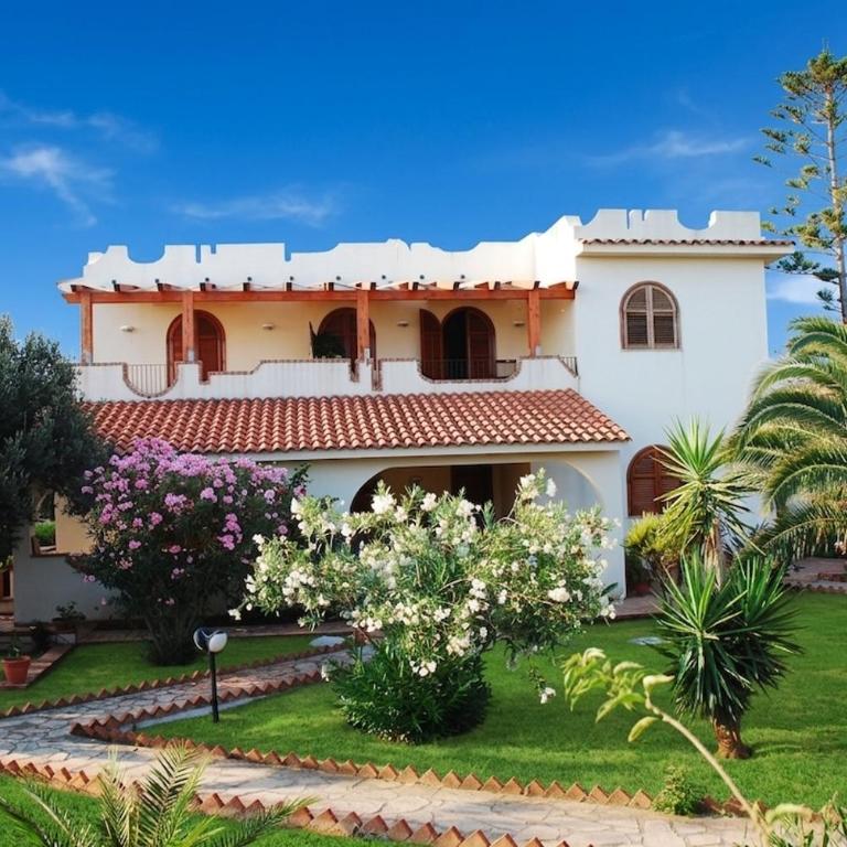 1-Casa sul mare con piscina vicino Cefalù - Casa con 2 Camere da Letto - 2
