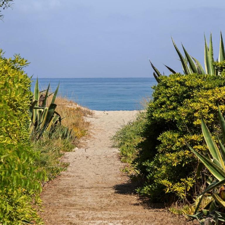 1-Casa sul mare con piscina vicino Cefalù - Casa con 2 Camere da Letto - 10