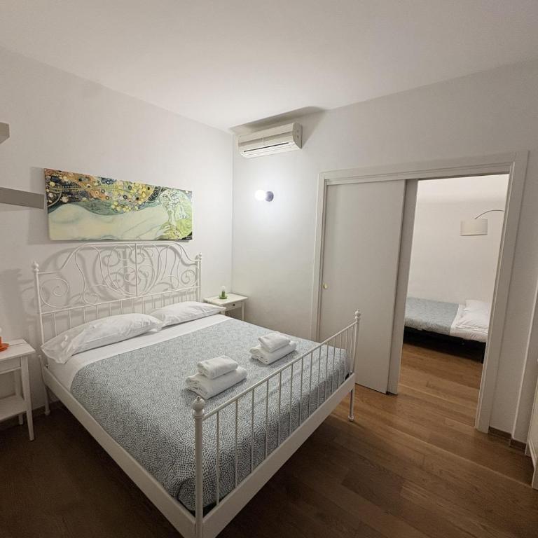 Moderno Apt x4, 5 min da Ponte Vecchio, AC, Wi-Fi - One-Bedroom Apartment - 1
