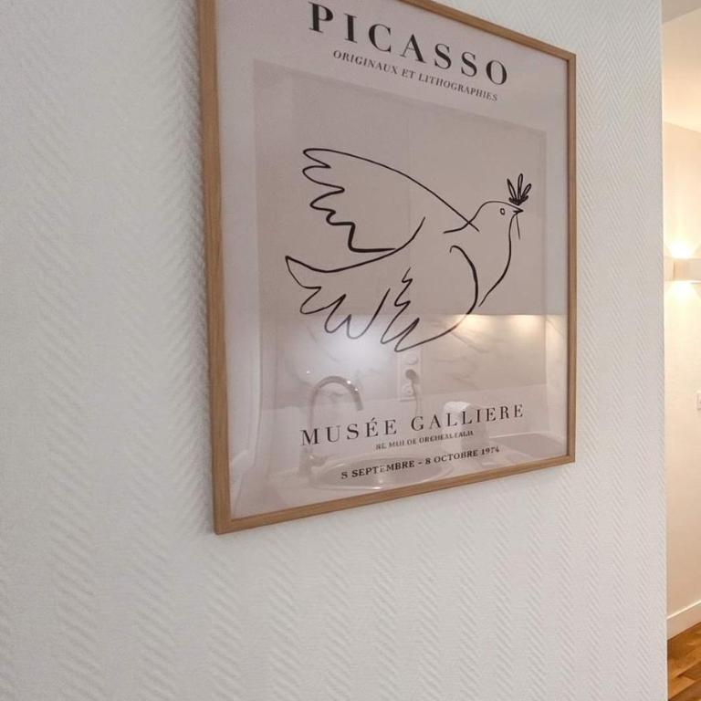 New 112 Suite Polly - Cosy Apartment Paris Center - Studio - 11