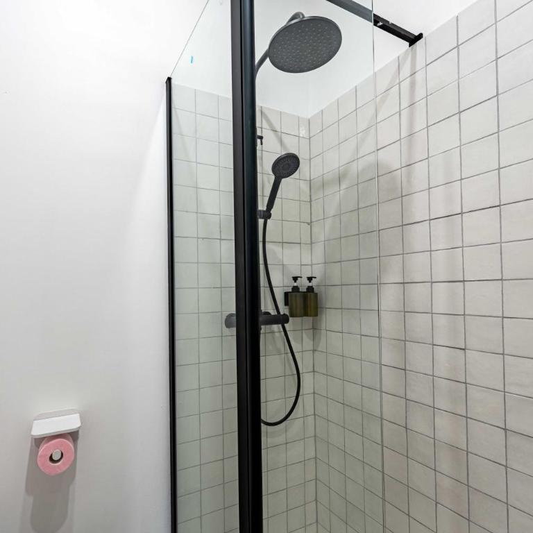 Les Suites du 48J Design 7 Suites Clim et kitchenette centre ville - Suite avec Balcon - 7