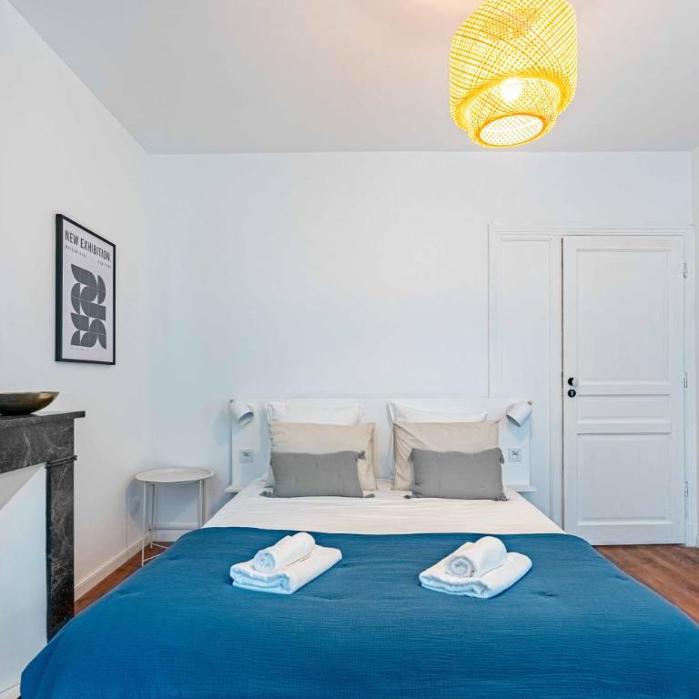 Les Suites du 48J Design 7 Suites Clim et kitchenette centre ville - Suite Lit King-Size - 4