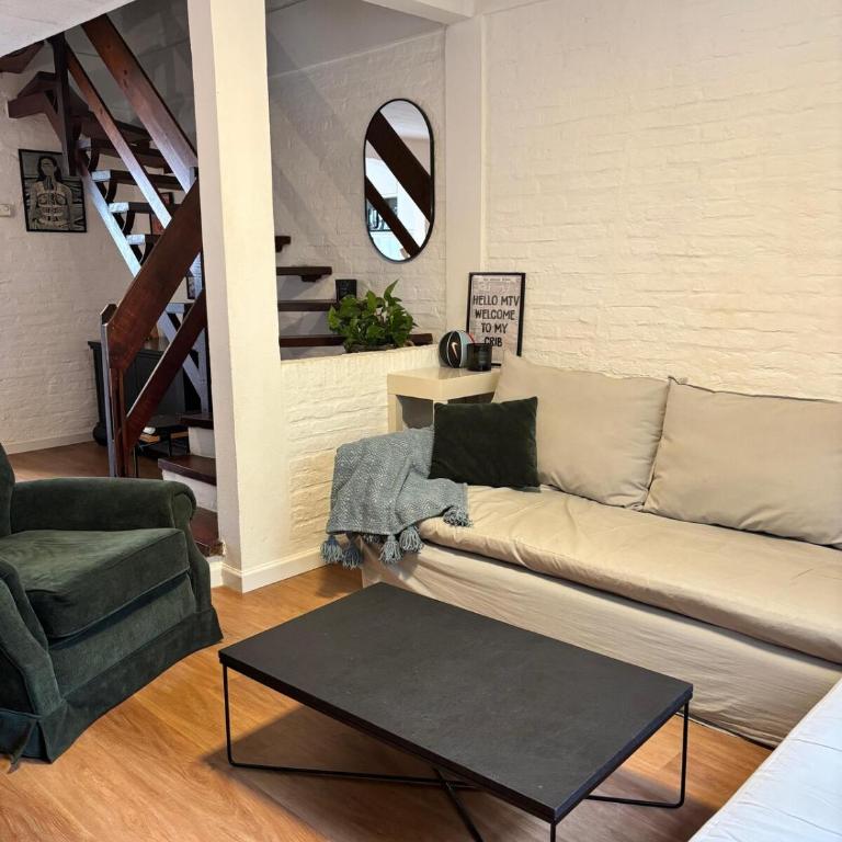 Cozy house by the park with patio and bbq - Casa de 2 dormitorios - 1
