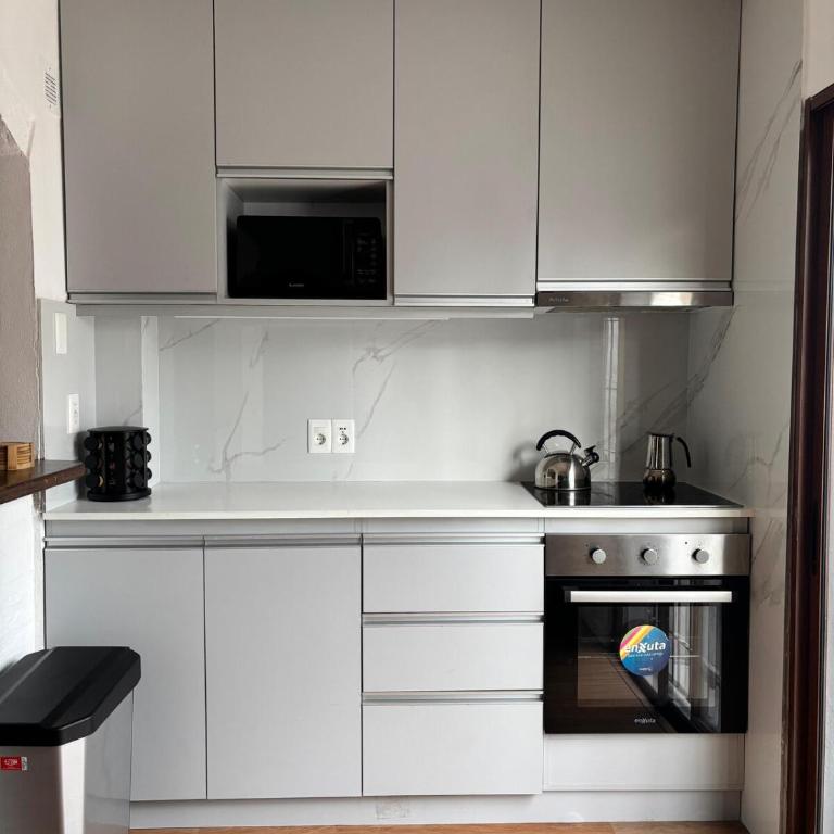 Cozy house by the park with patio and bbq - Casa de 2 dormitorios - 14