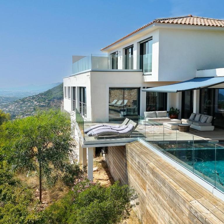 Villa 5 Etoiles vue sur les Iles d'Or Carqueiranne Sea and Mountain Pleasure Villa Vue Mer La Californie - Villa Deluxe - 5