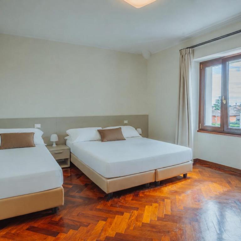 Garda Relais - Standard Triple Room with Infrared Sauna - 1