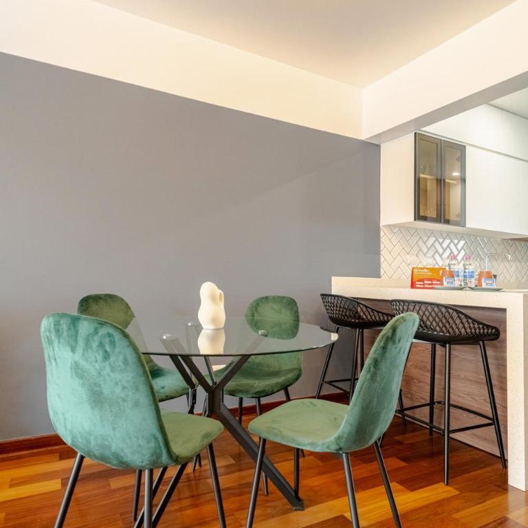 Exclusive Apartment in Miraflores - Three-Bedroom Superior Apartment - 10