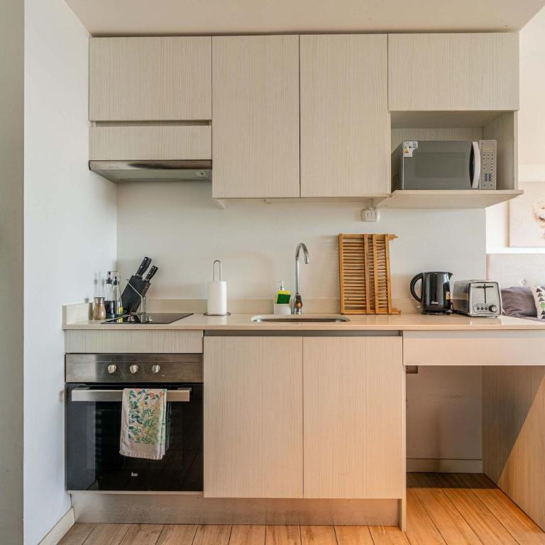 HOM I Ideal para viajes de trabajo I Frente al Mall I Terraza Vista al Mar I Wifi I PNM 1223 - Apartment - 12