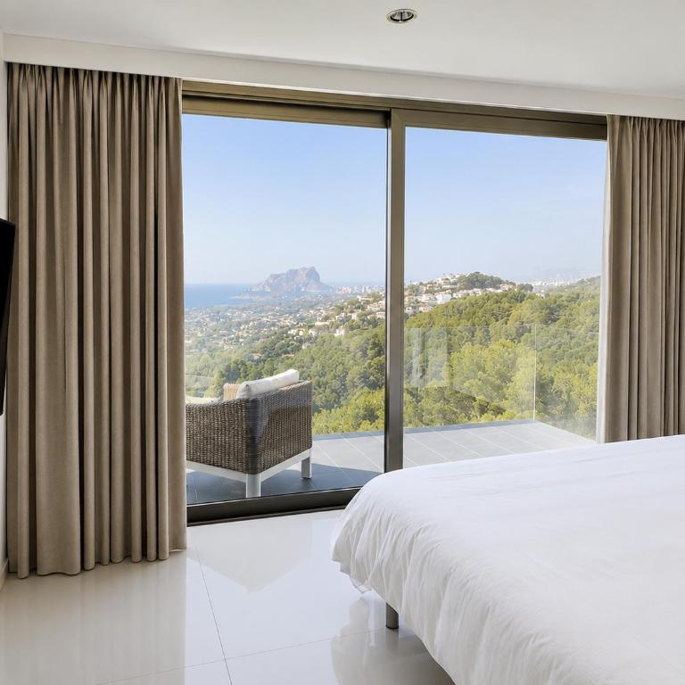 Moonlit BB Spa Art boutique Cab - Deluxe Double Room with Balcony and Sea View - 1