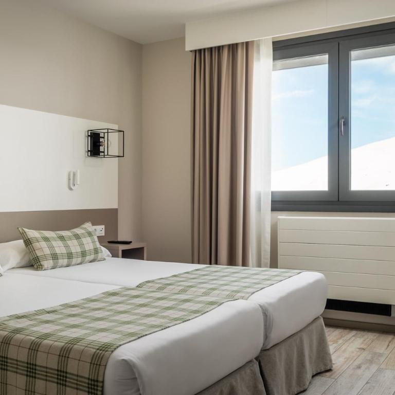 Estival Caribou Apartments - Studio - 1