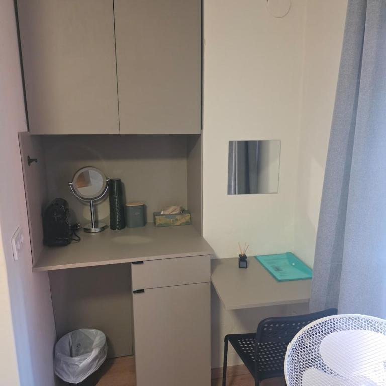 Lendhafen Apartments - Einzelzimmer mit Dusche - 6