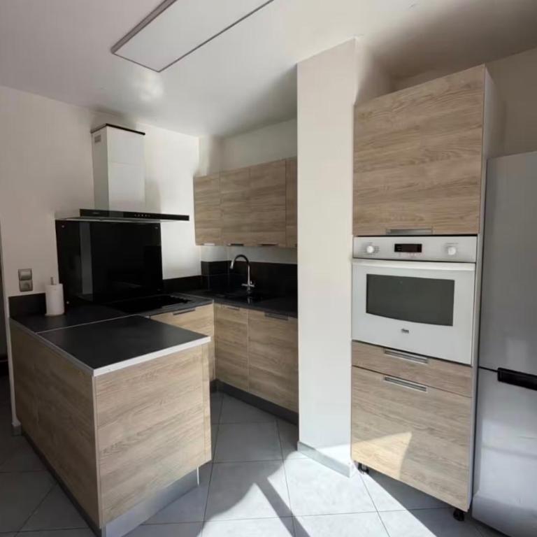 Sunny terrace - Air conditioning - 10 min Old Nice - Appartement 1 Chambre - 5