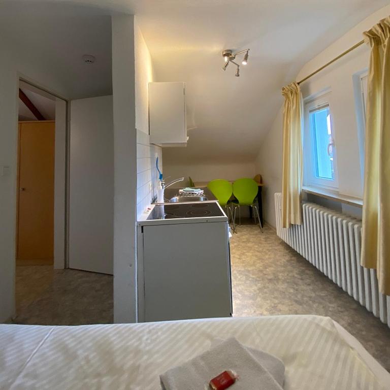 Appart International Boarding House - Mansardenwohnung (4 Erwachsene) - 7