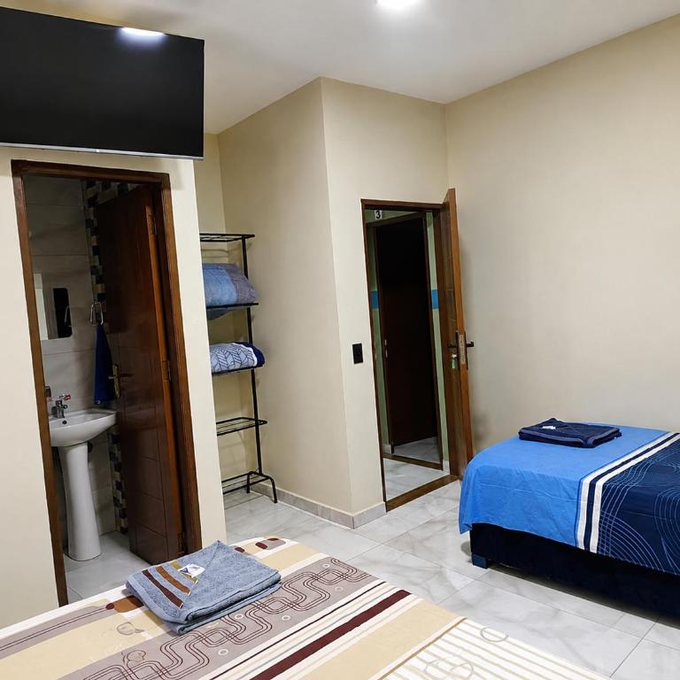 Florida Palace Hostal - Habitación Doble - 2 camas - 2