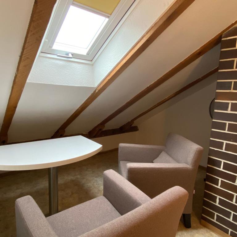 Appart International Boarding House - Mansardenwohnung (4 Erwachsene) - 3