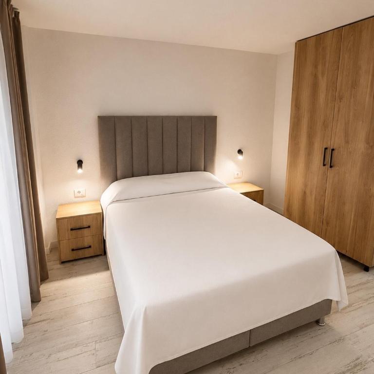 Cozy apartment in the heart of old town 1 - One-Bedroom Apartment - 3