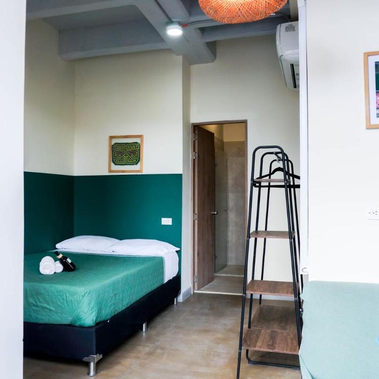 Selva House - Triple Room with Balcony - 6