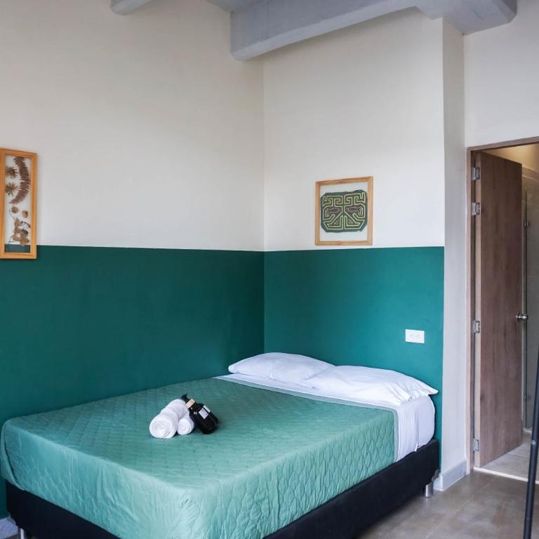 Selva House - Triple Room with Balcony - 19