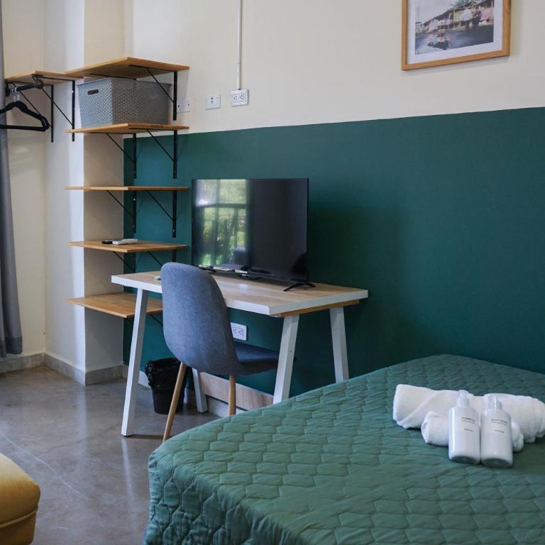 Selva House - Triple Room with Balcony - 16