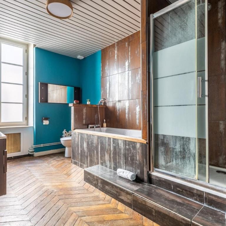 Herem Charme de l ancien en centre ville - Apartment - 7