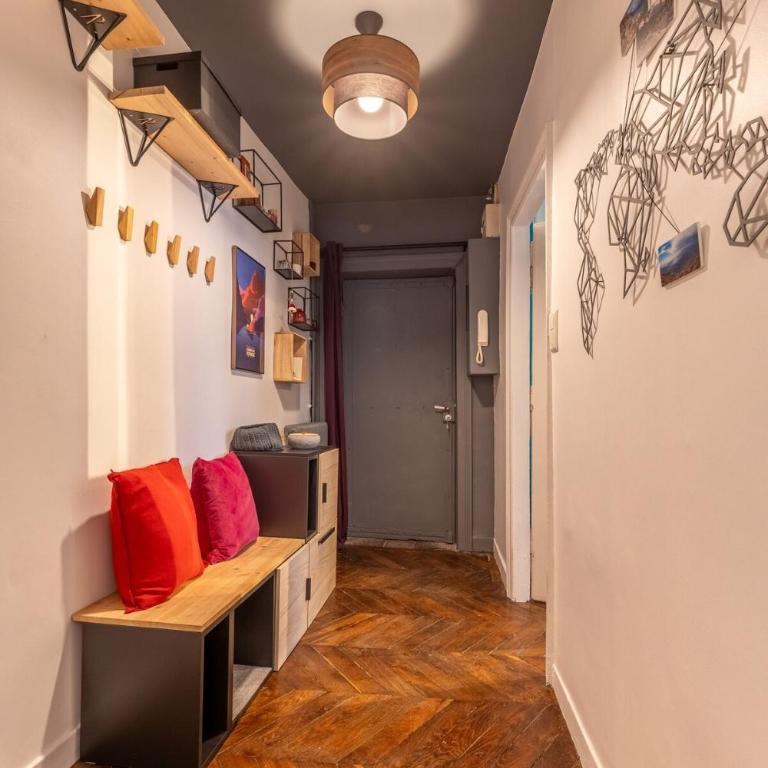 Herem Charme de l ancien en centre ville - Apartment - 30