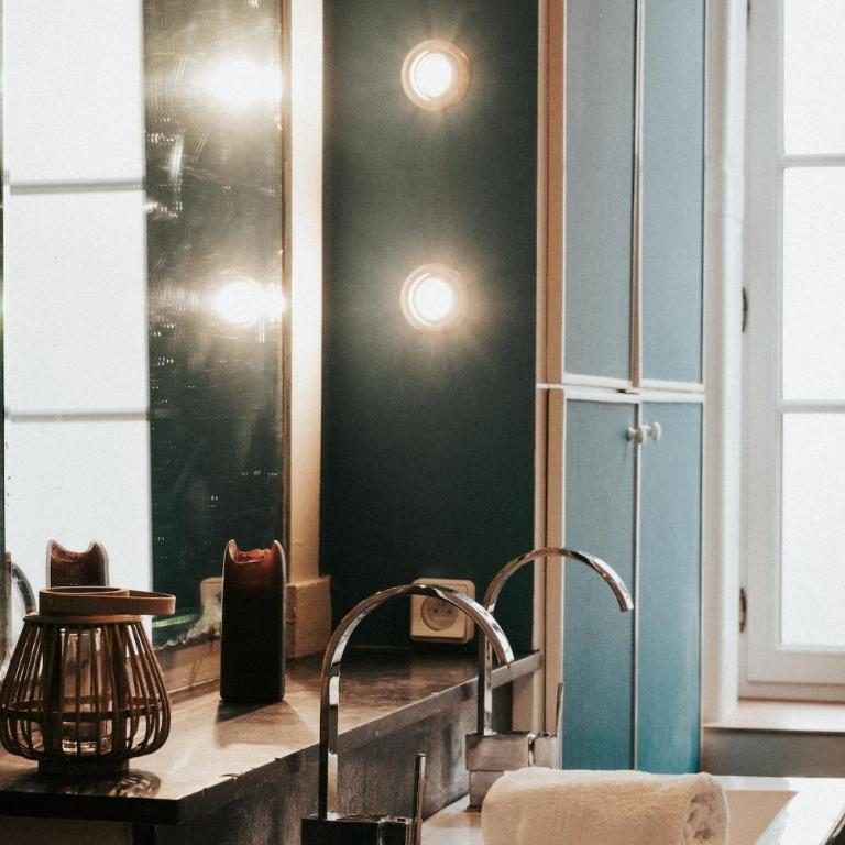 Herem Charme de l ancien en centre ville - Apartment - 38