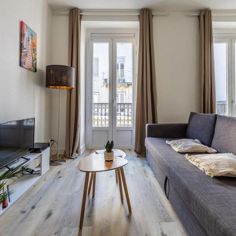 Minimes -Confort moderne rénové en hypercentre - Apartment - 13