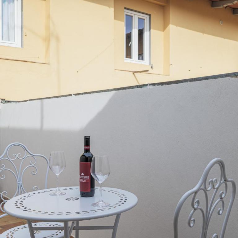 Suite Santa Croce x3, Private Terrace, AC, Wi-Fi - Appartamento con 1 Camera da Letto - 6