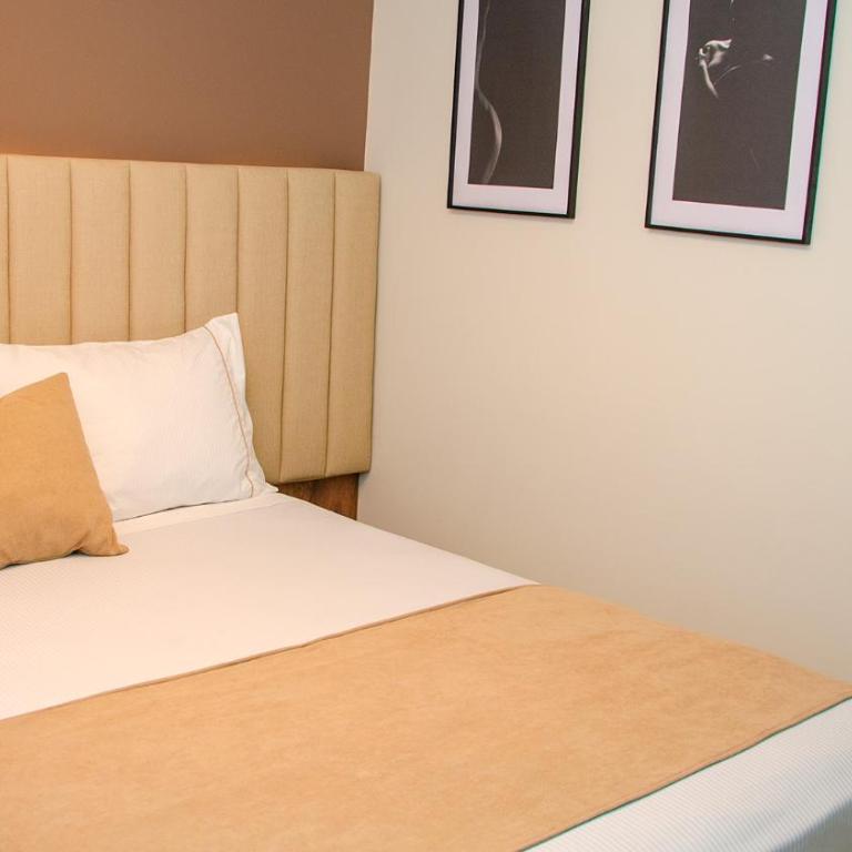 Hotel ByHours Las Américas - Habitación Doble Estándar - 5