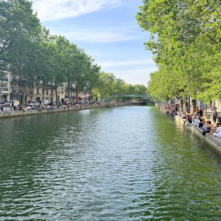 Bright flat with terrace & vue on Canal St Martin - Appartement avec Vue et Balcon - 25