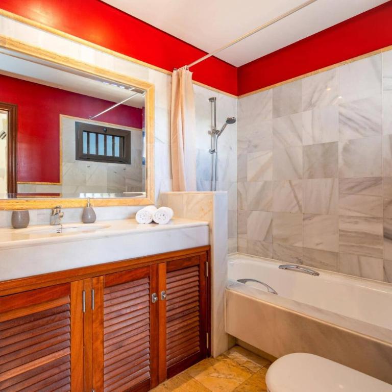 Villa Victoria Luz by Villa Plus - Villa - 13